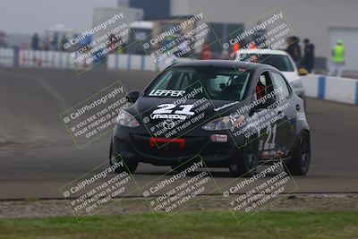 media/Jan-18-2026-CalClub SCCA (Sun) [[8bc6468723]]/Group 3 Race/Turn 1/